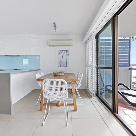 Noosa Shores Resort Superior living and balcony area overlooking the Noosa River