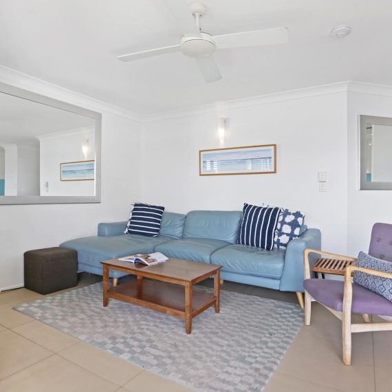 Noosa Shores Resort Superior loungeroom