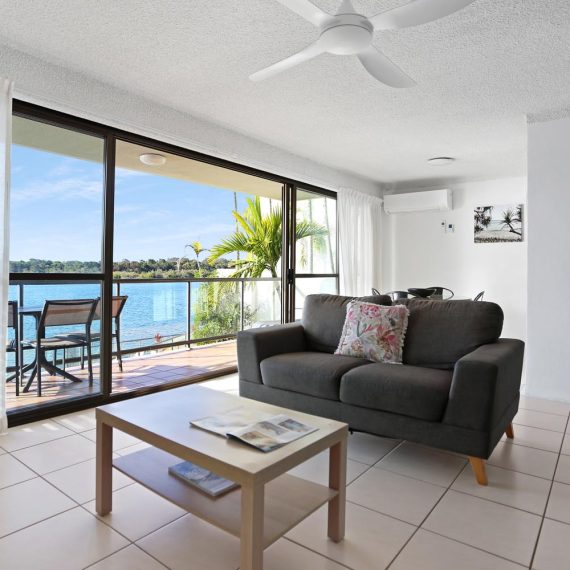 Noosa Shores Resort 2 bed Standard loungeroom