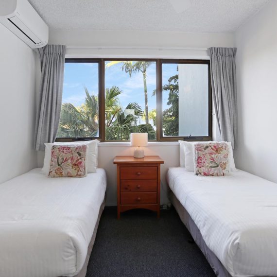 Noosa Shores Resort 2 bed Standard bedroom with 2 bed
